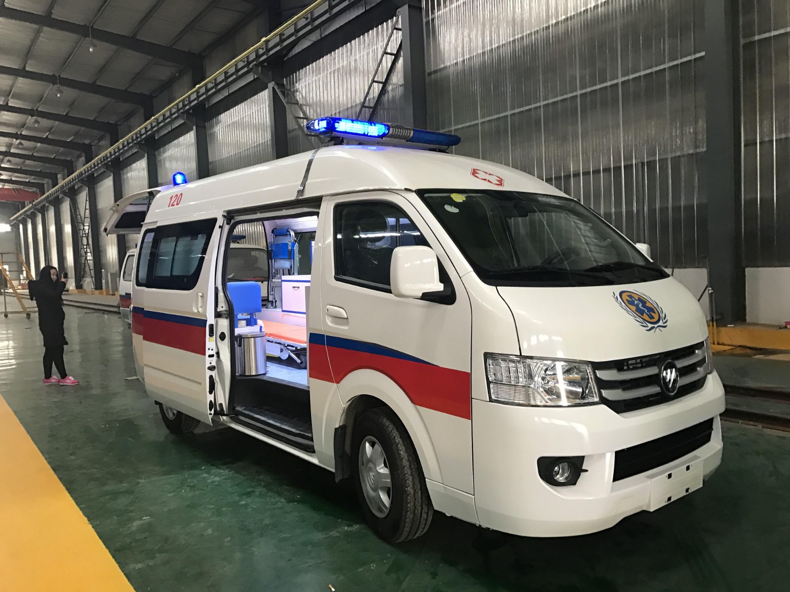 庄浪县救护车转院